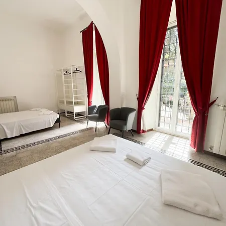 Sant'onofrio Boutique דירה